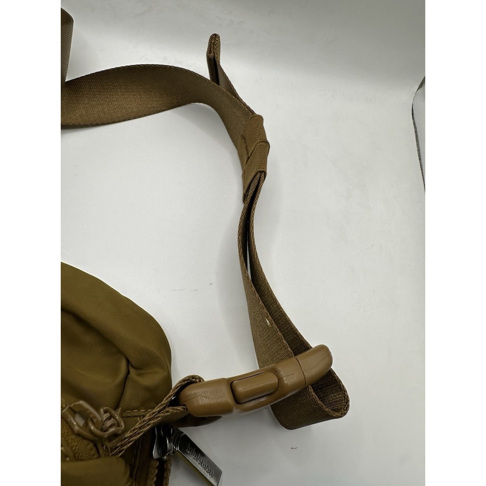 lululemon Everywhere Belt Bag 1L Burnt Caramel - Picture 7 of 7
